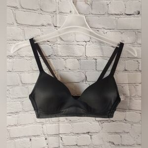 Brooks Any Day Wire Free Molded Black Sports Bra 36B